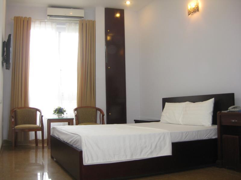 Nhiet Doi Hotel Tuy Hoa Extérieur photo