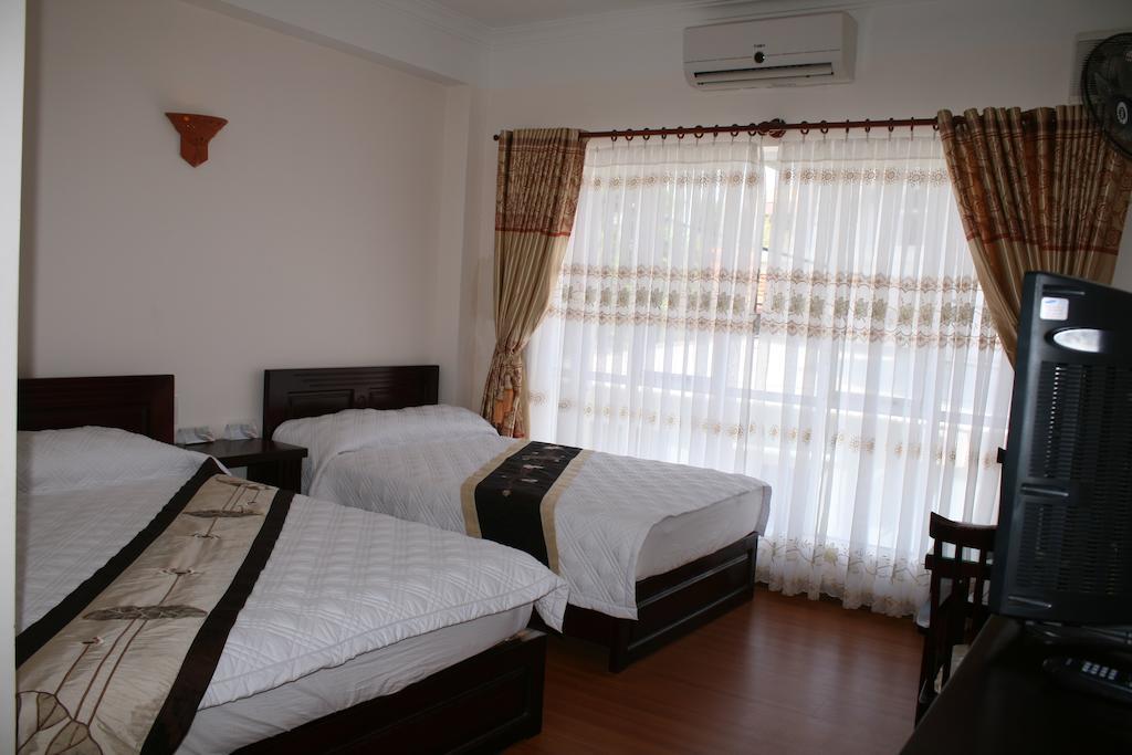 Nhiet Doi Hotel Tuy Hoa Extérieur photo